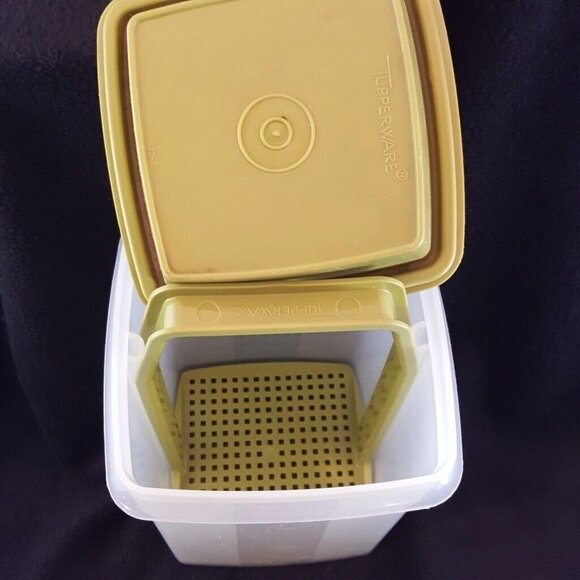 Vintage Tupperware Pick A Deli Pickle Olive Pepper Keeper 1560-2 Green Avocado - Picture 4 of 8